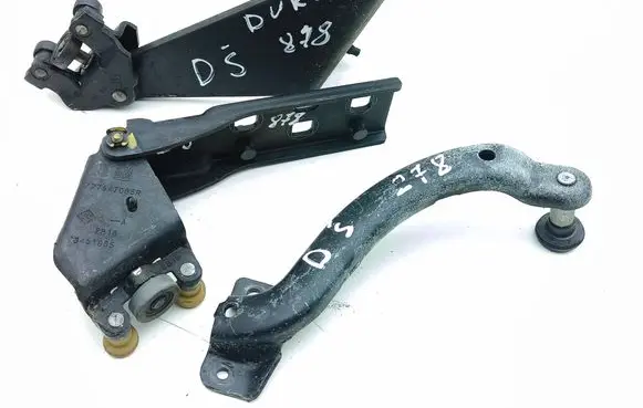 Opel Vivaro Roller guide/hinge set 93451715 777645238R