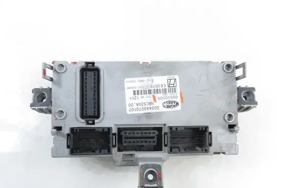 Iveco Daily 35.8 - 9 Central body control module 69500005