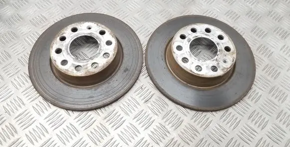 Volkswagen Golf VI Rear brake disc