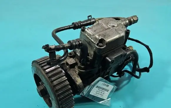Audi A3 S3 8L Fuel injection high pressure pump 0460404977 IMPRK1514699
