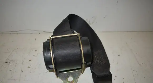 Mini One - Cooper R50 - 53 Rear seatbelt 7055962