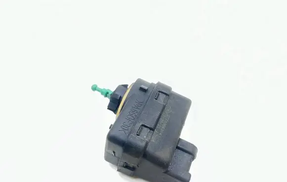 Renault Scenic I Headlight level adjustment motor PA66GF3