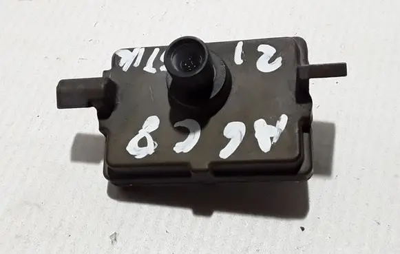Windshield/windscreen camera