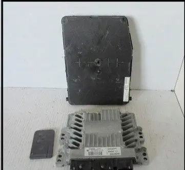 Renault Megane II Engine ECU kit and lock set 8200766462