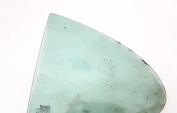 Renault Megane I Rear vent window glass 