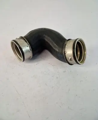 Skoda Superb B5 (3U) Intercooler hose/pipe 3b0145838
