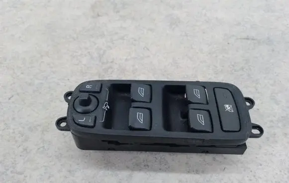 Volvo V50 Quarter vent window switch 3065844430658445