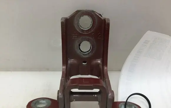 Nissan Juke I F15 Rear door upper hinge 