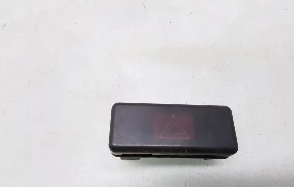 BMW 5 E39 Hazard light switch 8350947