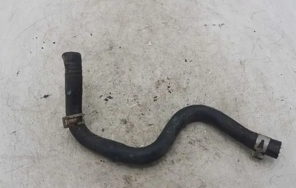 Subaru Legacy Engine coolant pipe/hose NOCODE