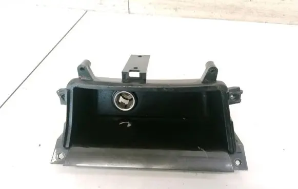Car ashtray