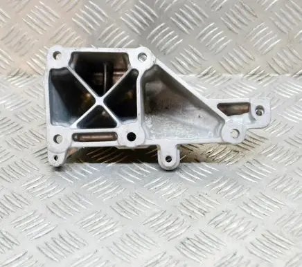 Mercedes-Benz S C217 Engine mounting bracket A2782235304
