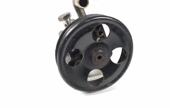Suzuki Grand Vitara II Power steering pump 4910065J00