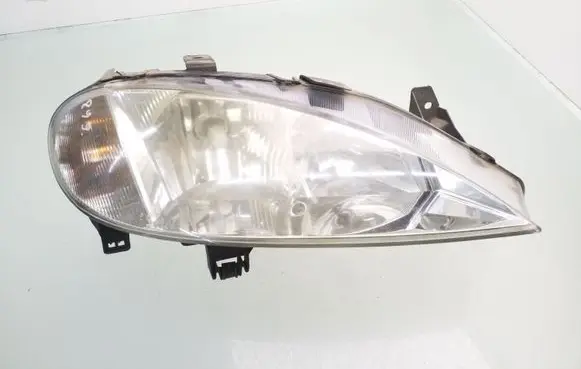 Renault Megane I Headlight/headlamp 7700427870D 67743620