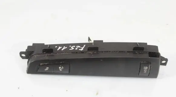 Traction control (ASR) switch