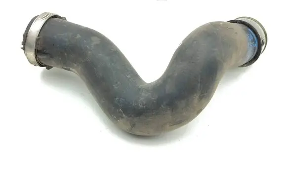 Intercooler hose/pipe