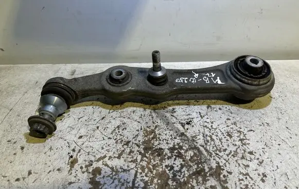 Mercedes-Benz C W205 Front lower control arm/wishbone