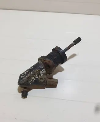BMW 5 E39 Clutch slave cylinder S6642K