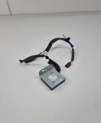 Nissan Ariya Aerial antenna amplifier 282125MR1A