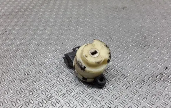 Mitsubishi Grandis Ignition lock contact 
