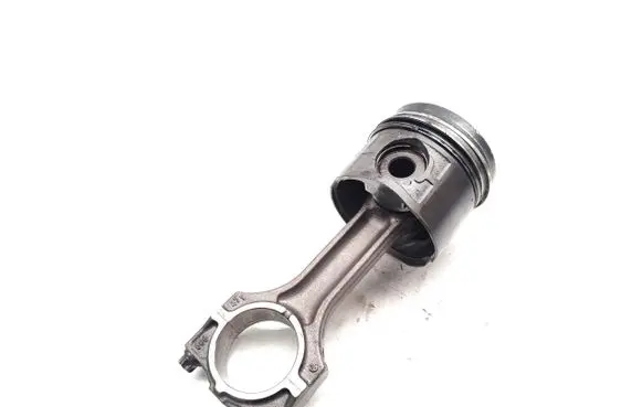 Land Rover Freelander Piston with connecting rod 204D3
