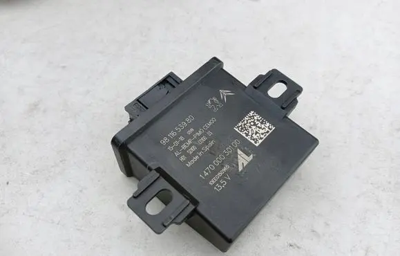 Opel Crossland X Xenon control unit/module 9811653980