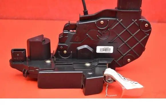 Volvo S80 Rear door lock 30753698