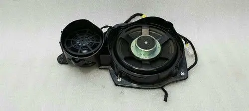 Mercedes-Benz S W221 Rear door speaker cover trim A2218205802