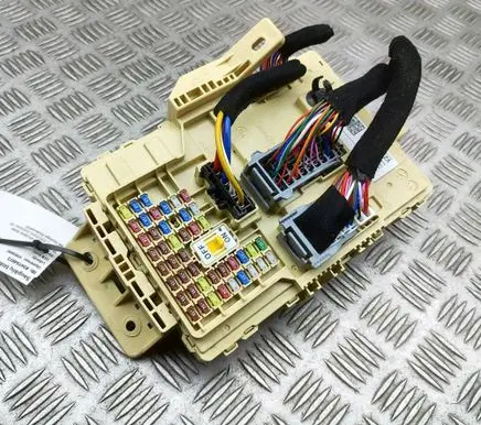 Hyundai Kona I Fuse module 91953K4750