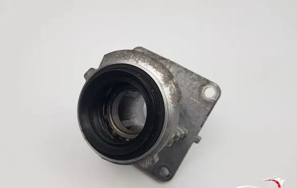 BMW X5M G05 F95 Driveshaft support bearing 8699442