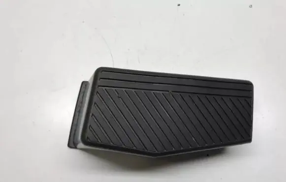 Hyundai Tucson JM Foot rest pad/dead pedal 3288133900
