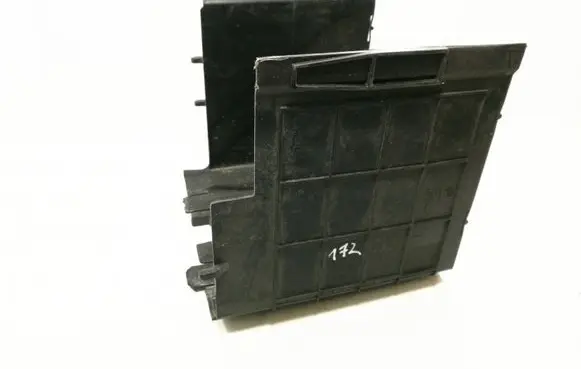 Battery box tray