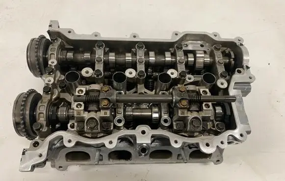 Hyundai Tucson IV NX4 Engine head G4FT