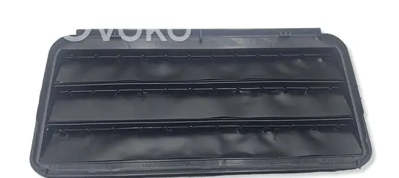 Tesla Model Y Fender grill 109875100C 1098751