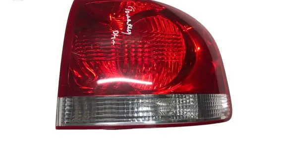 Volkswagen Touareg I Rear/tail lights 7L6945096K