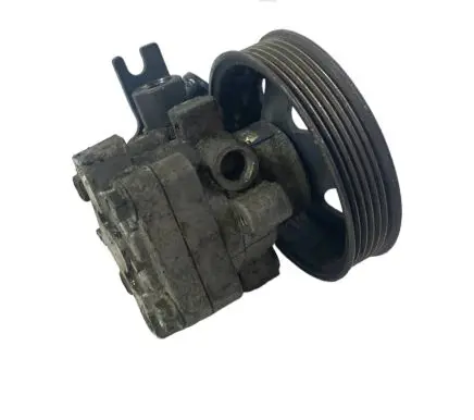 KIA Carens II Power steering pump 0K2KC32600