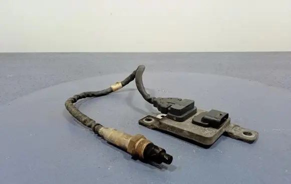 Volkswagen Touareg II Lambda probe sensor 059907807J