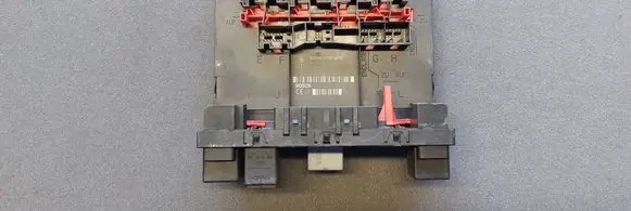 Volkswagen Touran I Comfort/convenience module 3C0937049E 05065684 F005V00526