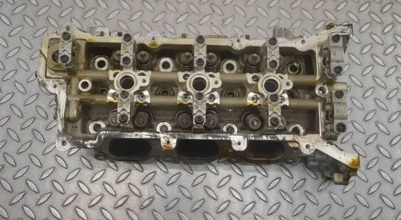 Maserati Ghibli Engine head 17030310585666 06074054