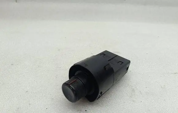Seat Ibiza III (6L) Light switch 