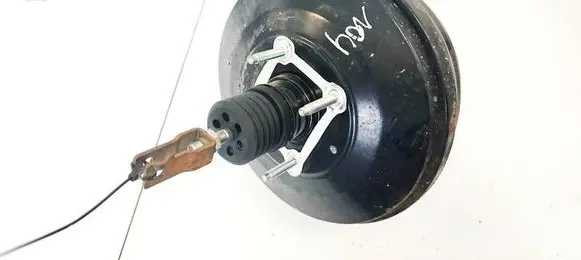 Subaru Outback Brake booster G215T 89KG215T