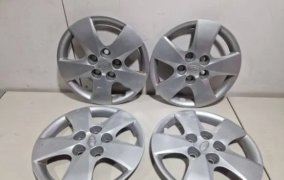 KIA Ceed R15 wheel hub/cap/trim 529601H000