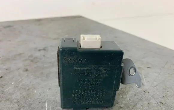 Toyota Land Cruiser (J120) Door control unit/module 8974160340 2513000531