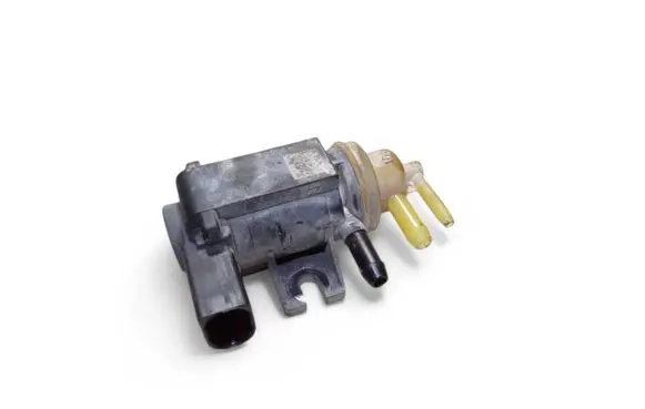 Volkswagen Caddy Turbo solenoid valve 1K0906627B