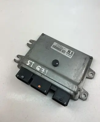 Nissan Juke I F15 Engine control unit/module ECU MEC940140