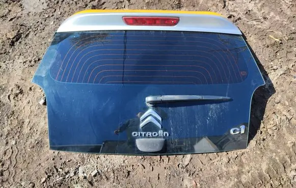 Citroen C1 Opening tailgate glass 