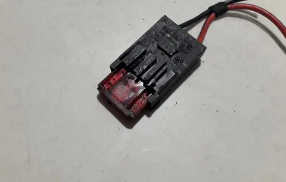 BMW 5 E39 Fuse 611383671429 6113-83671429