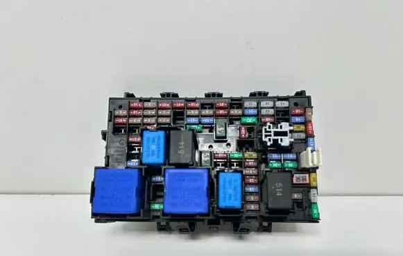 Renault Scenic E-Tech V Fuse 243229594R
