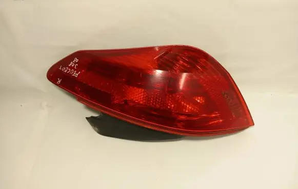 Peugeot 308 Rear/tail lights 25890