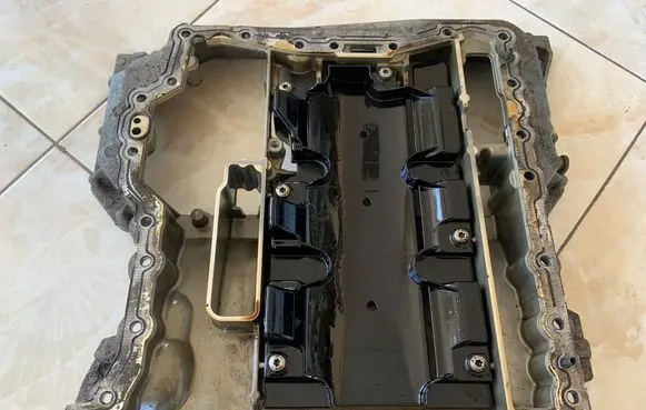 Audi Q7 4M Oil sump 06E103601BH 06E103603BD 06E103623P